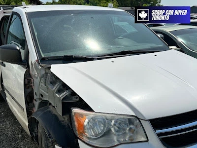 sell my scrap car North York White Dodge Grand Caravan collision-damaged scrap car North York, Toronto